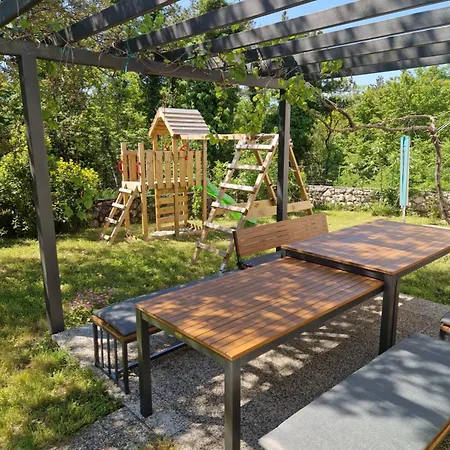 Sophie - 67m2- Grill - Garden Apartman